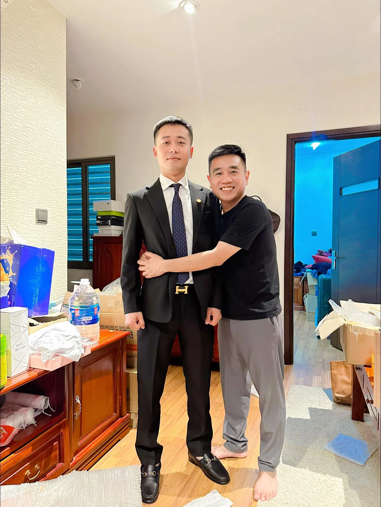 Hơn 1 năm Quang Linh Vlogs vướng lao lý, Tiến Nguyễn gây chú ý khi đáp trả chuyện trộm kênh - Hình 4