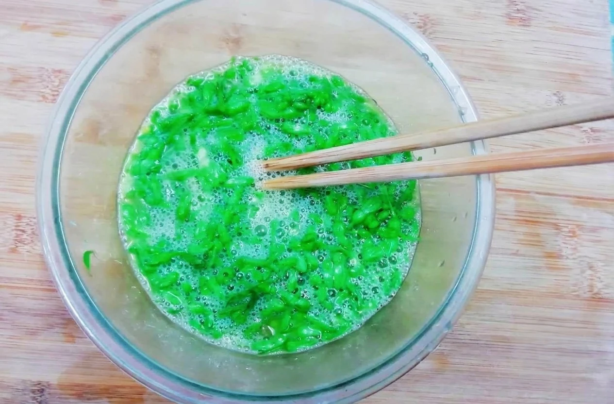 Loại rau này đang vào mùa rất rẻ, hãy mua và nấu các món ăn giúp giải nhiệt, bảo vệ gan, đồng thời trừ ẩm - Hình 9
