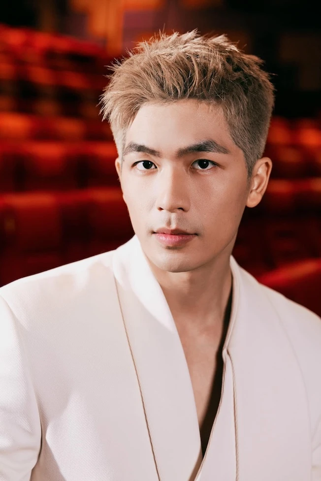 Mỹ nam Việt vừa lọt đề cử đẹp nhất thế giới: Visual lấn lướt Hứa Quang Hán, đổi đời nhờ 1 câu nói của Trấn Thành - Hình 3