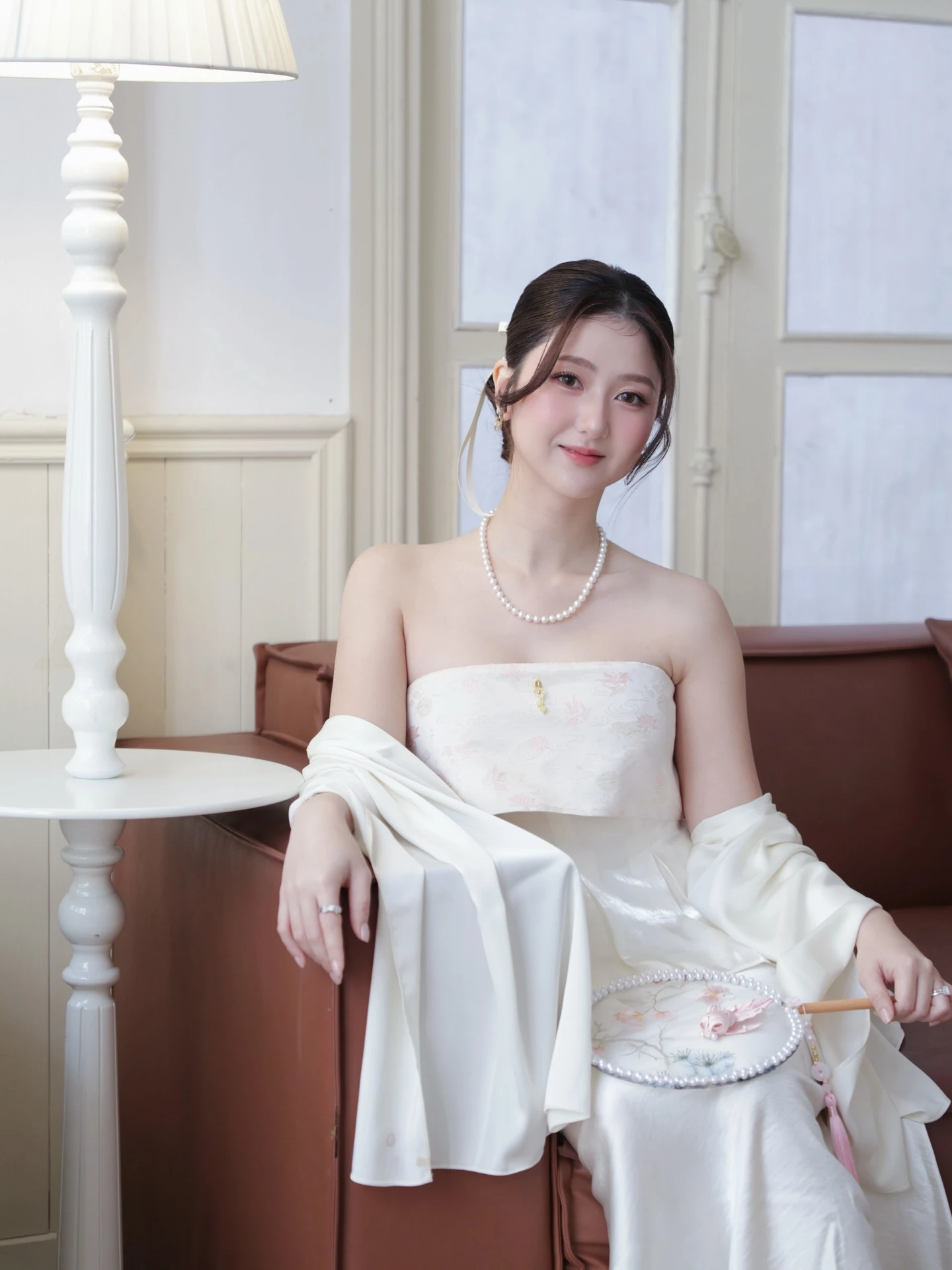 Mỹ nhân cao 1m58 sống ở penthouse 11 tỷ nhưng bữa tối chỉ có bắp cải - Hình 1