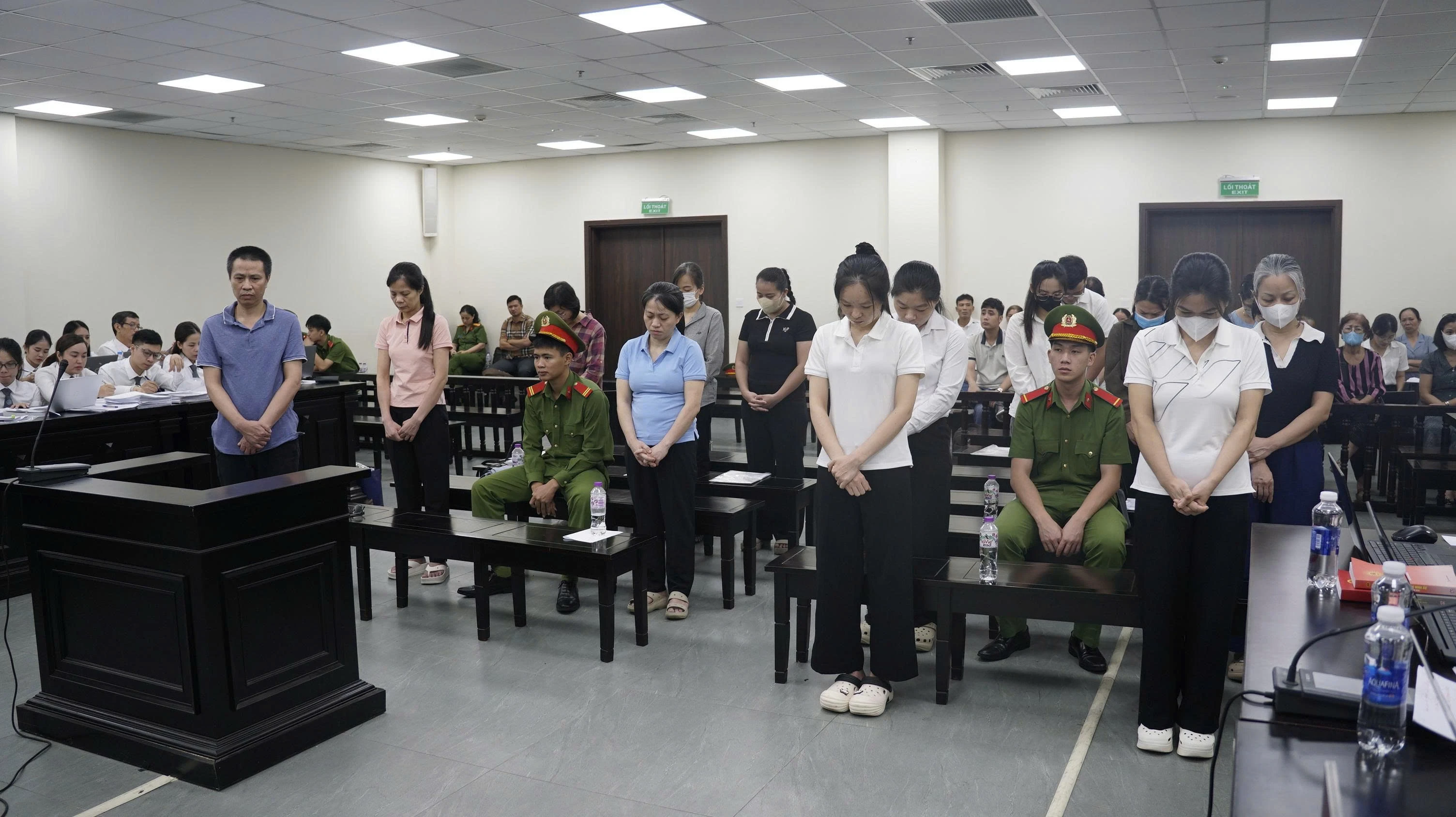 Vụ làm giả 13 triệu sản phẩm dinh dưỡng: Giám đốc khai dùng chất bí mật - Hình 1