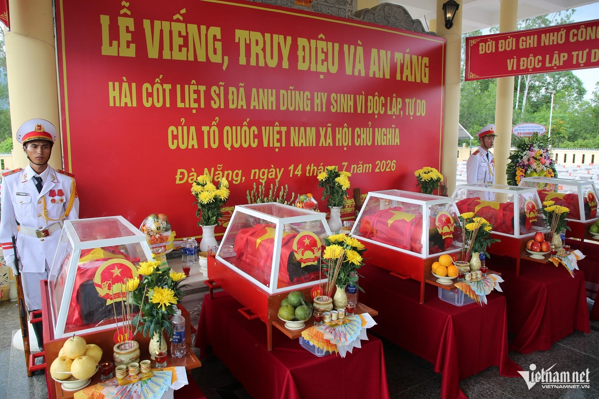 Xuyên rừng, phá đá đưa 5 liệt sĩ trở về từ hang sâu sau hơn nửa thế kỷ - Hình 11