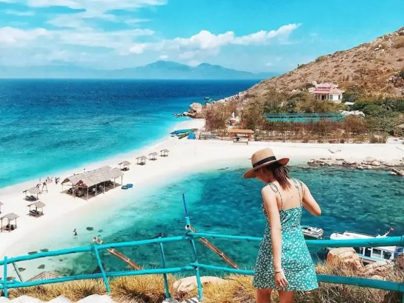 5 thiên đường biển đẹp nhất để trốn nóng mùa hè, ai đi một lần cũng muốn quay lại - Hình 3
