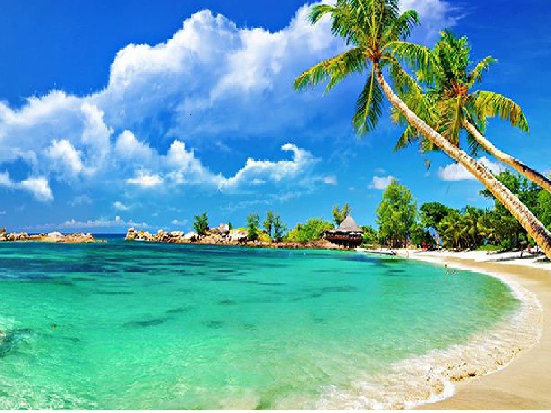 5 thiên đường biển đẹp nhất để trốn nóng mùa hè, ai đi một lần cũng muốn quay lại - Hình 1