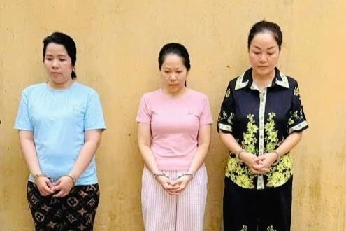 Vụ buôn lậu kim cương: Thuê người Ấn Độ sang bán, giá bằng 1/3 thị trường - Hình 1