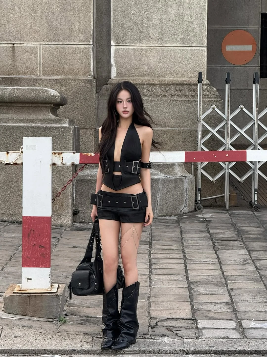 Nâng tầm gu ăn mặc thường ngày chỉ với chiếc thắt lưng - Hình 3