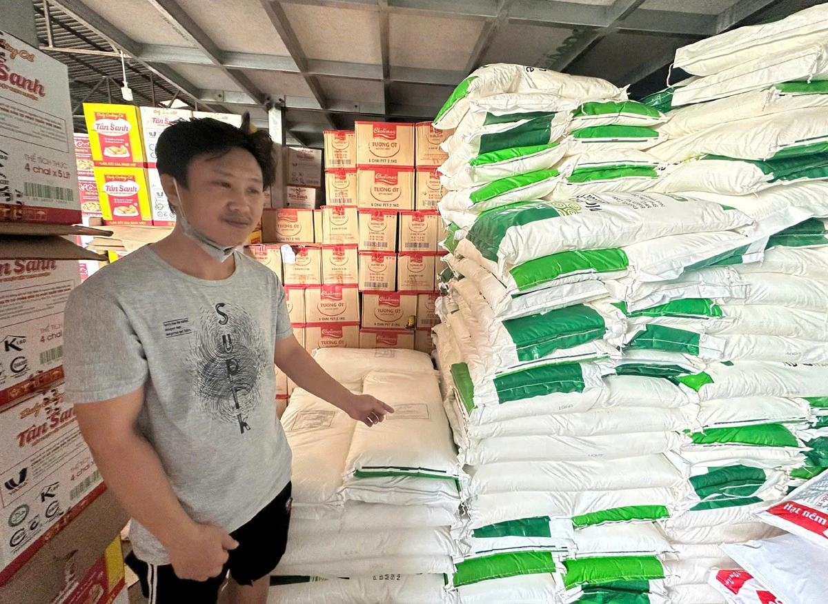 Triệt phá đường dây bột ngọt, hạt nêm giả suýt lọt vào hàng chục nghìn mâm cơm - Hình 1