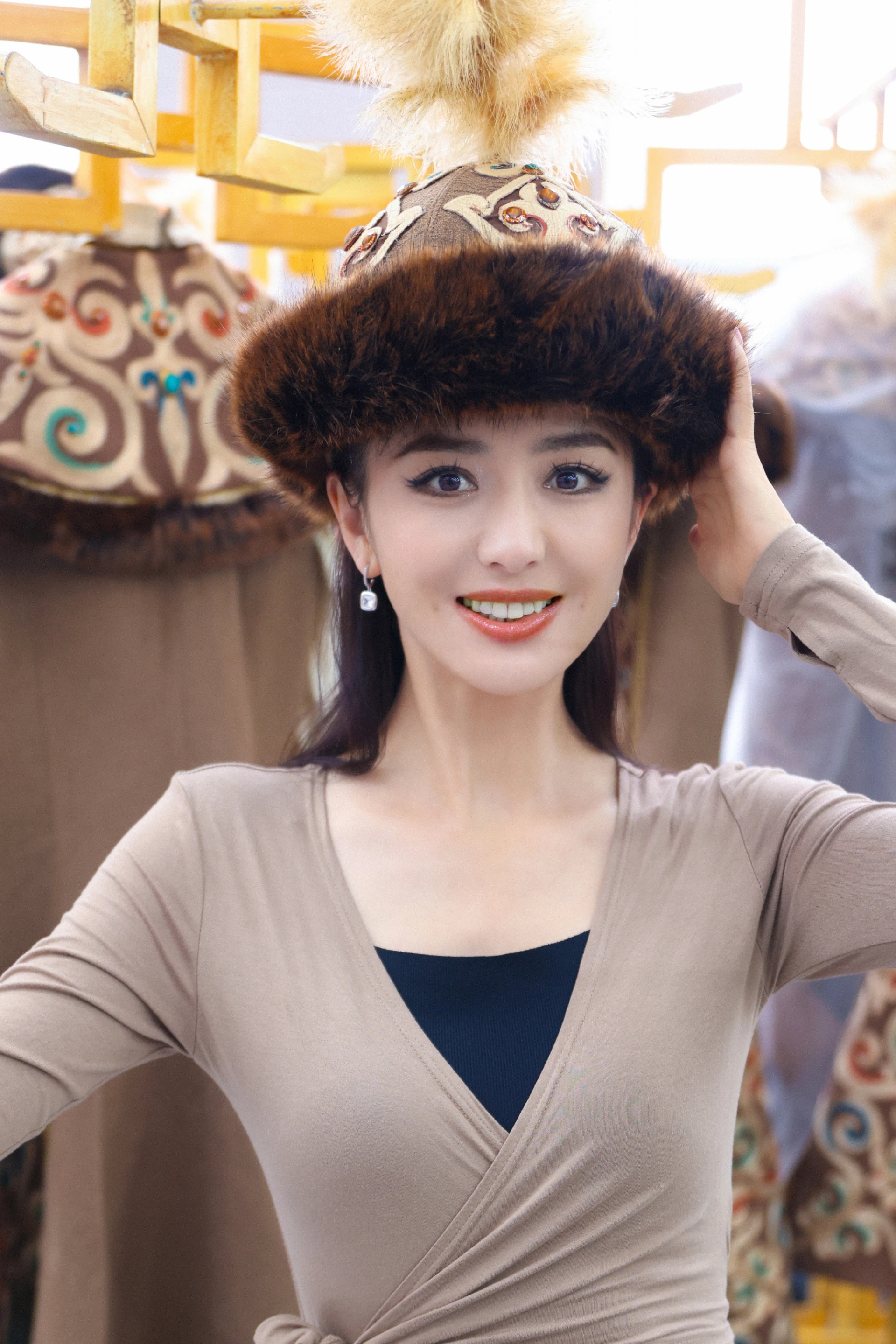 Đồng Lệ Á ly hôn chồng 2? - Hình 4