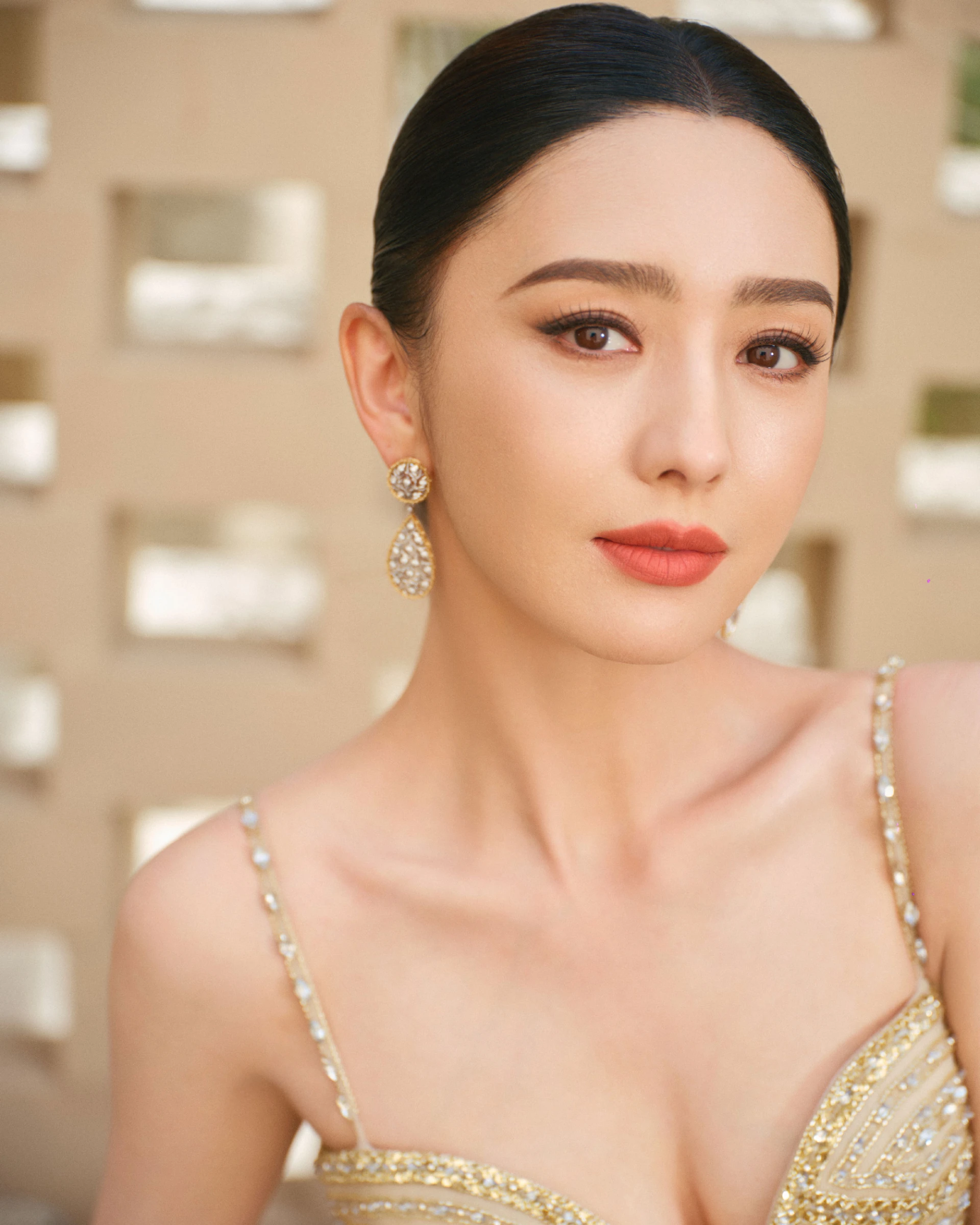 Đồng Lệ Á ly hôn chồng 2? - Hình 1