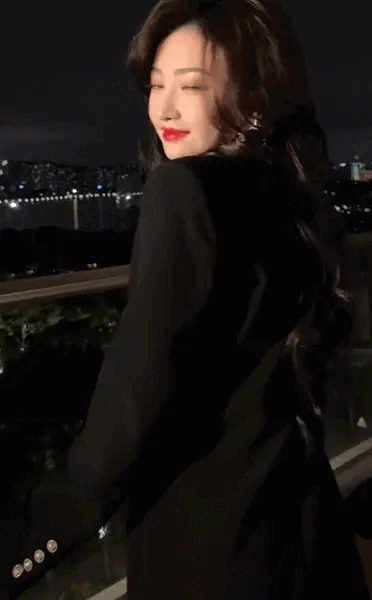 Clip sốc của ngọc nữ showbiz lộ hợp đồng mang thai hộ cho đại gia, bị đàng trai ráo riết đòi hàng trăm tỷ - Hình 2
