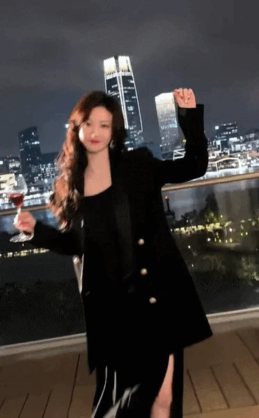 Clip sốc của ngọc nữ showbiz lộ hợp đồng mang thai hộ cho đại gia, bị đàng trai ráo riết đòi hàng trăm tỷ - Hình 1