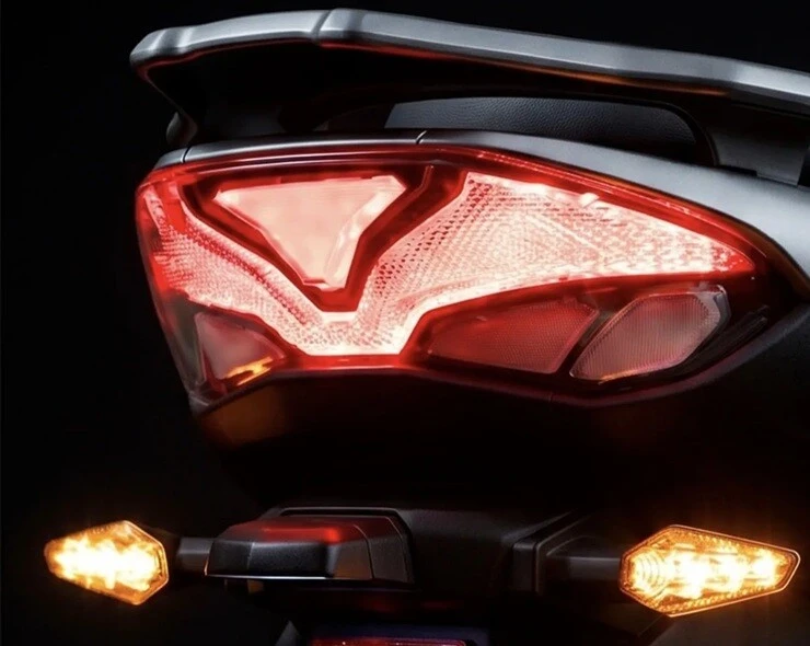 Suzuki ra mắt xe ga mới, trang bị hiện đại khiến Honda SH phải dè chừng - Hình 5