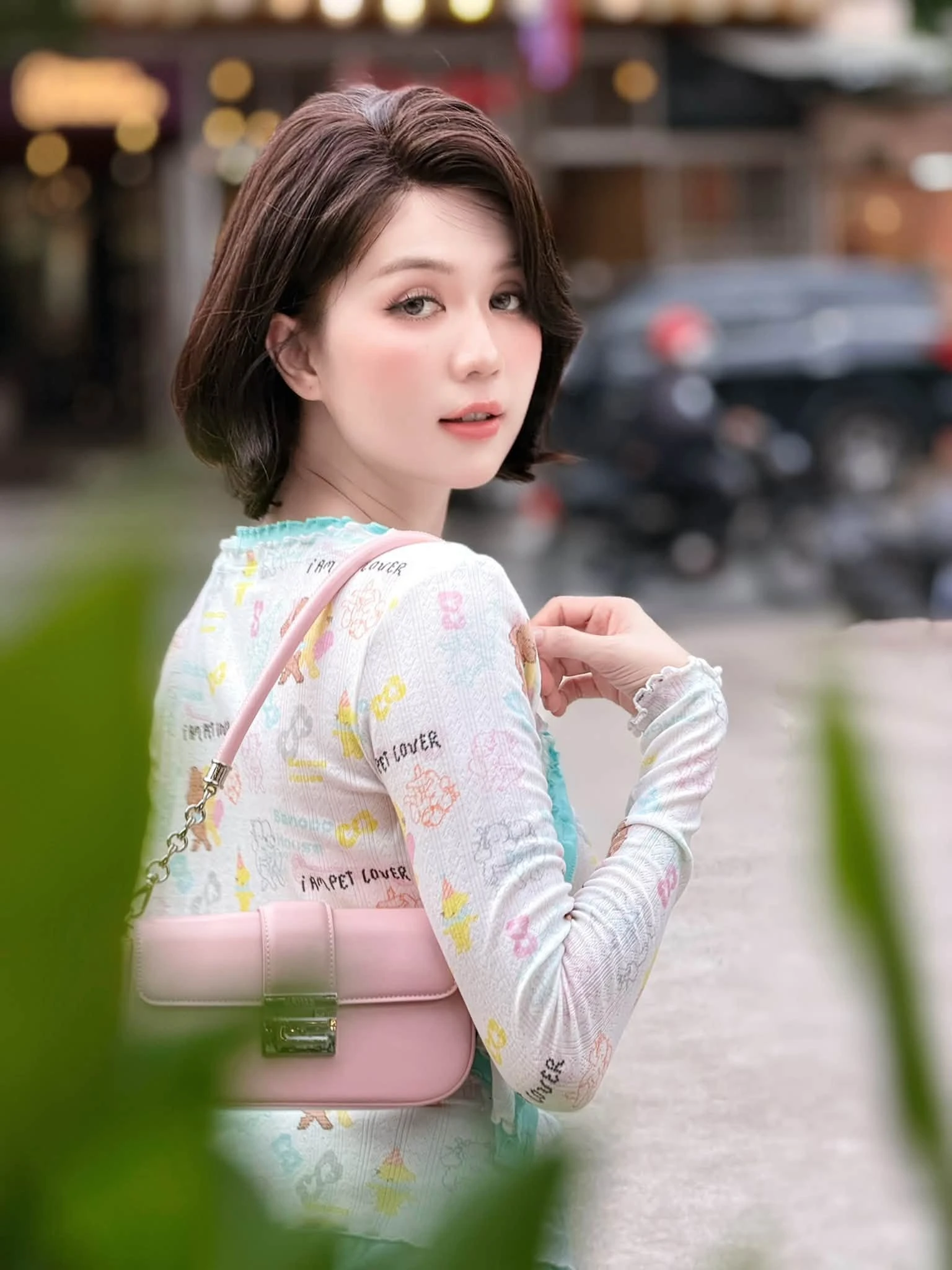 Ngọc Trinh nói thẳng về đám cưới - Hình 4