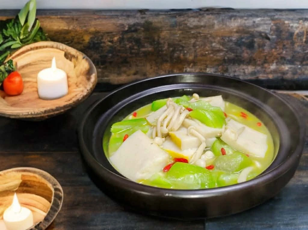 Hãy nấu ngay món này vào những ngày hè nóng bức: Nguyên liệu đơn giản mà ngon đến bất ngờ! - Hình 7