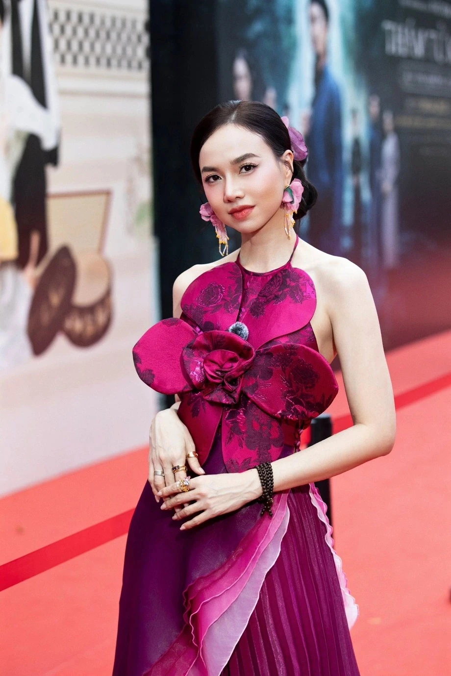 Người duy nhất từ chối danh xưng ngọc nữ, không dám nhận là mỹ nhân: Nhan sắc ngang ngửa Tăng Thanh Hà - Hình 8