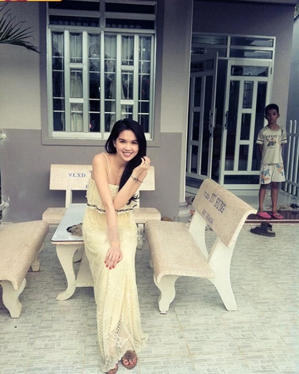 Căn nhà ở quê của Ngọc Trinh - Hình 3
