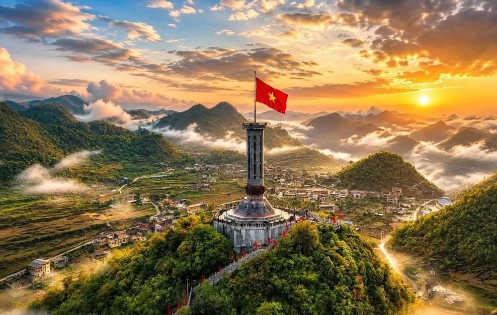 Ra mắt điểm check-in Chạm Lũng Cú nơi địa đầu Tổ quốc - Hình 3