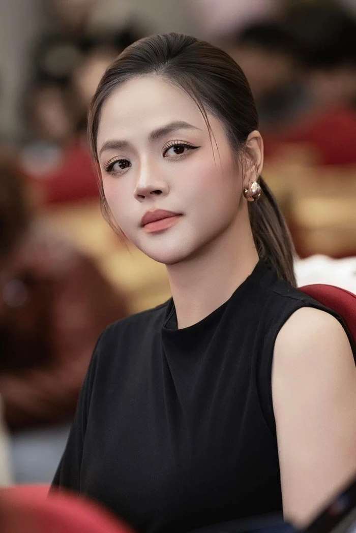 Cuộc sống khác biệt của bộ ba nổi tiếng nhất Quỳnh Búp Bê sau 8 năm - Hình 6