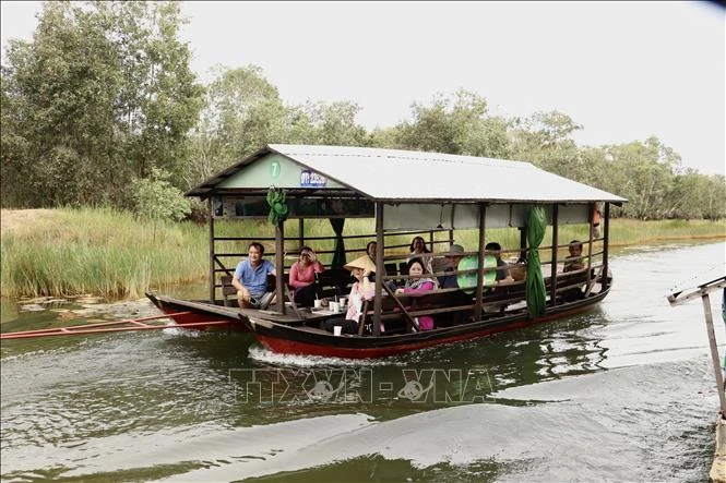 Khám phá nét văn hóa độc đáo giữa Đồng Tháp Mười thu nhỏ - Hình 3