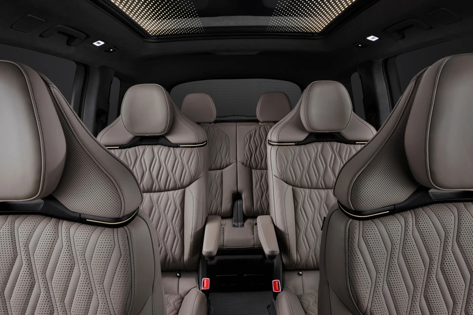 SUV cỡ lớn Audi Q9 hoàn toàn mới chính thức ra mắt - Hình 7