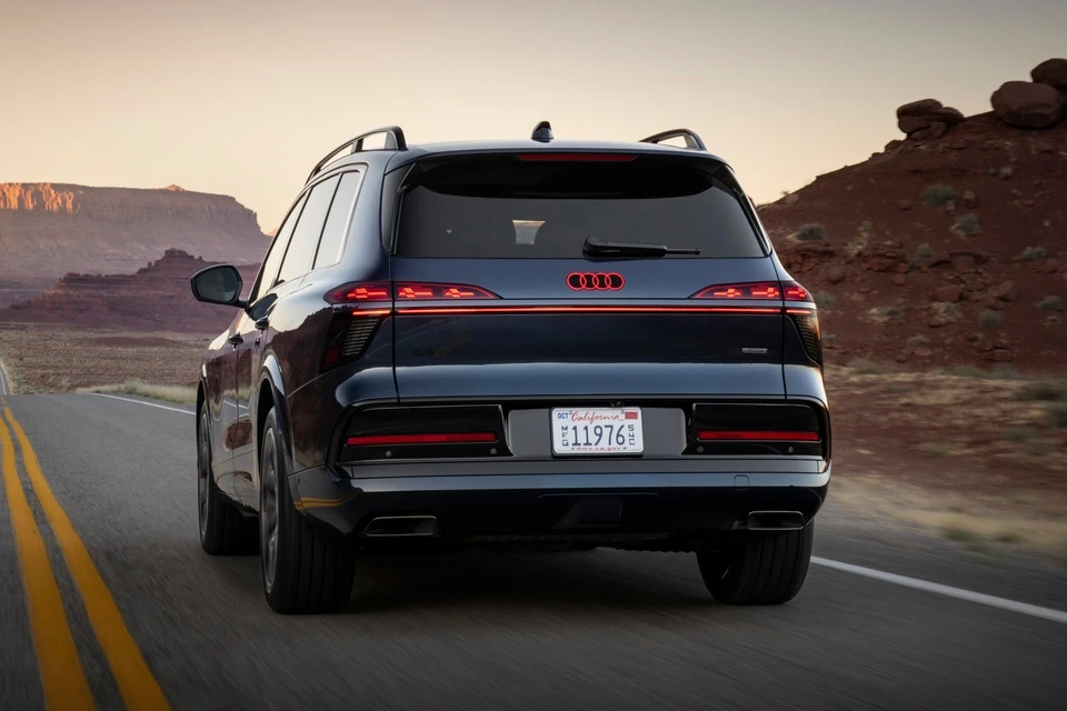 SUV cỡ lớn Audi Q9 hoàn toàn mới chính thức ra mắt - Hình 11