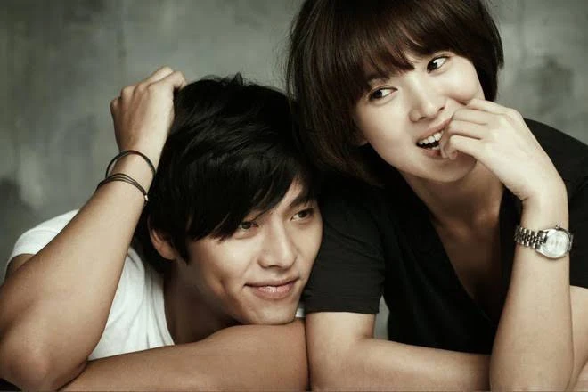 Thông tin người đàn ông bị bắt gặp đi chơi thân thiết với Song Hye Kyo - Hình 7