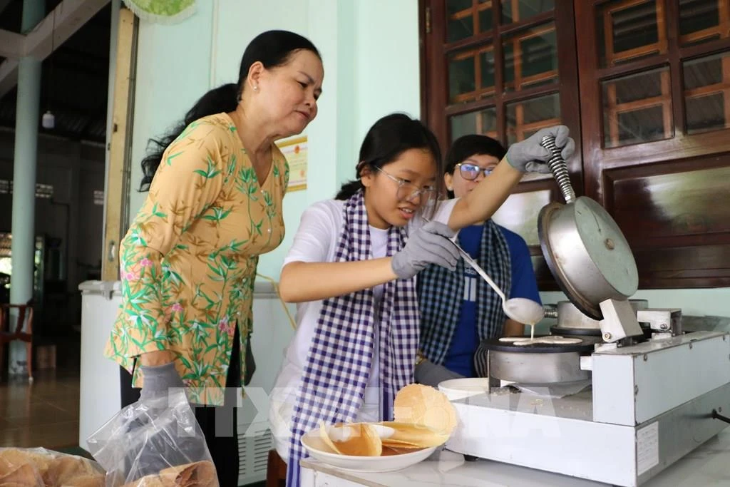 Về Đồng Tháp hòa mình vào nhịp sống miệt vườn yên bình - Hình 3