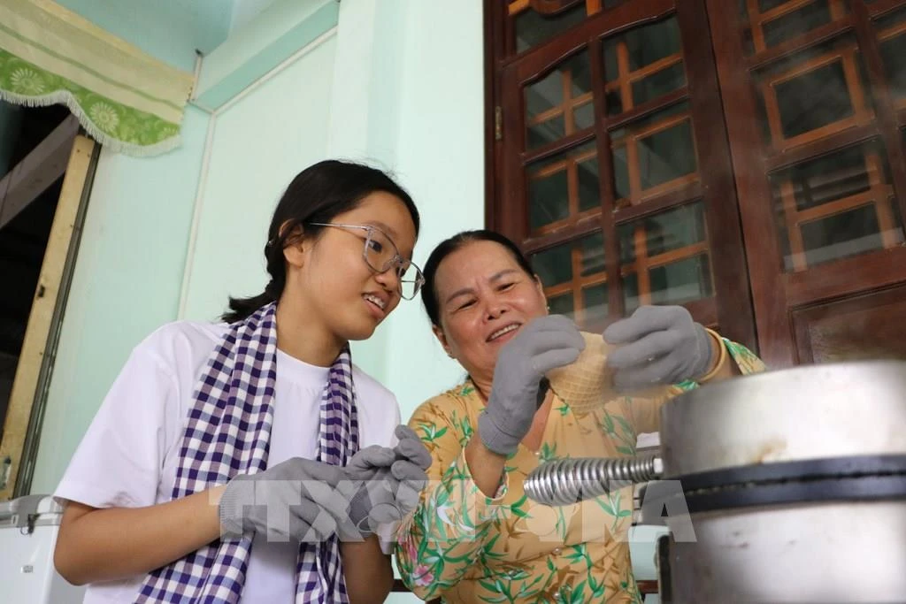 Về Đồng Tháp hòa mình vào nhịp sống miệt vườn yên bình - Hình 4