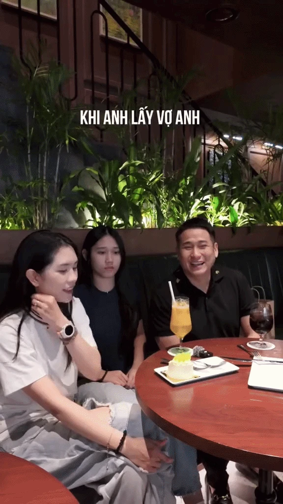 Đi xe máy sắp rớt pô, cô sinh viên cưới chồng Phó giám đốc lớn hơn 13 tuổi: Sợ nhất nhà rộng và đồ hiệu - Hình 1