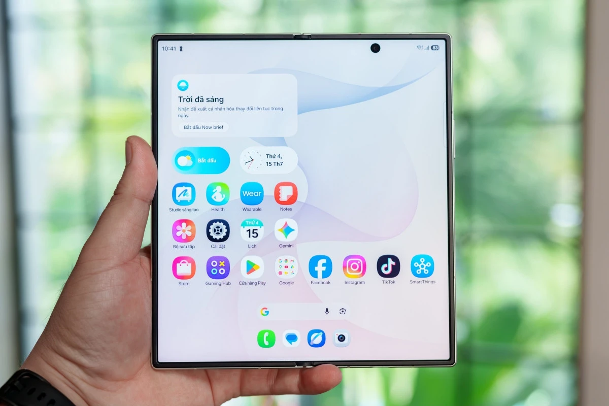 Điểm mặt 6 mẫu smartphone siêu cao cấp có giá trên 40 triệu đồng tại Việt Nam - Hình 1