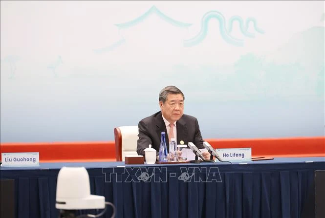 Trung Quốc và Mỹ nhất trí tăng cường đối thoại kinh tế - thương mại - Hình 1