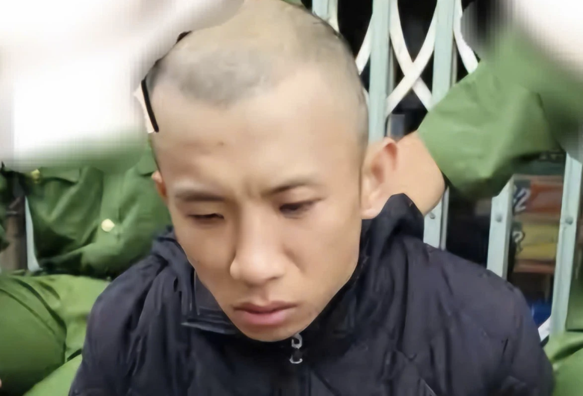Cảnh sát truy đuổi, bắt kẻ cướp xe máy người dân ở Lâm Đồng - Hình 1