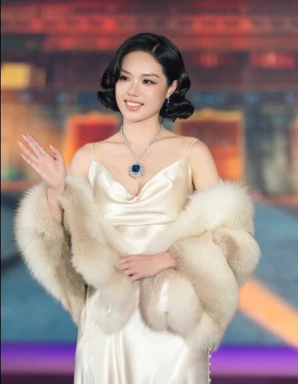 Diễn viên Trâm Anh chính thức đi thêm bước nữa - Hình 3