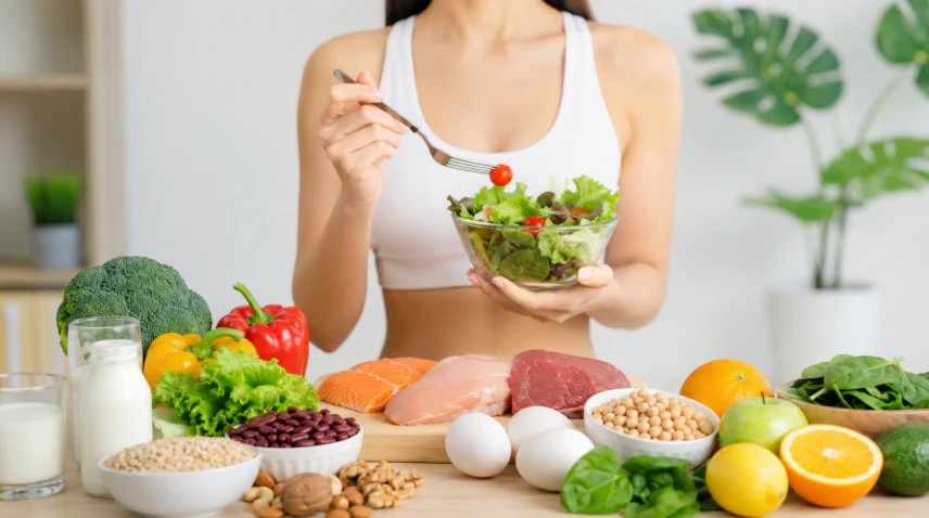 5 dưỡng chất thiết yếu phụ nữ cần bổ sung khi cắt giảm calo để giảm cân - Hình 1