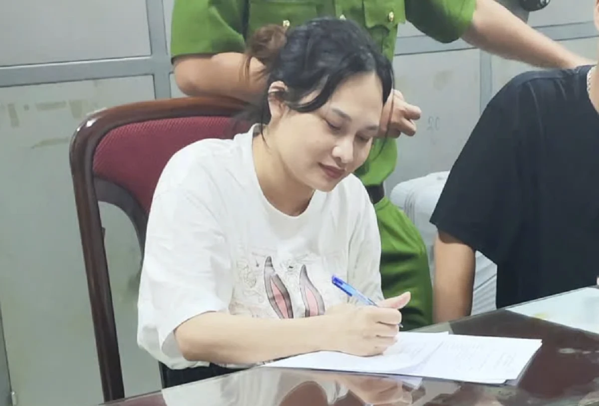 Bí mật trong két sắt của Mr Hunter - Hình 2