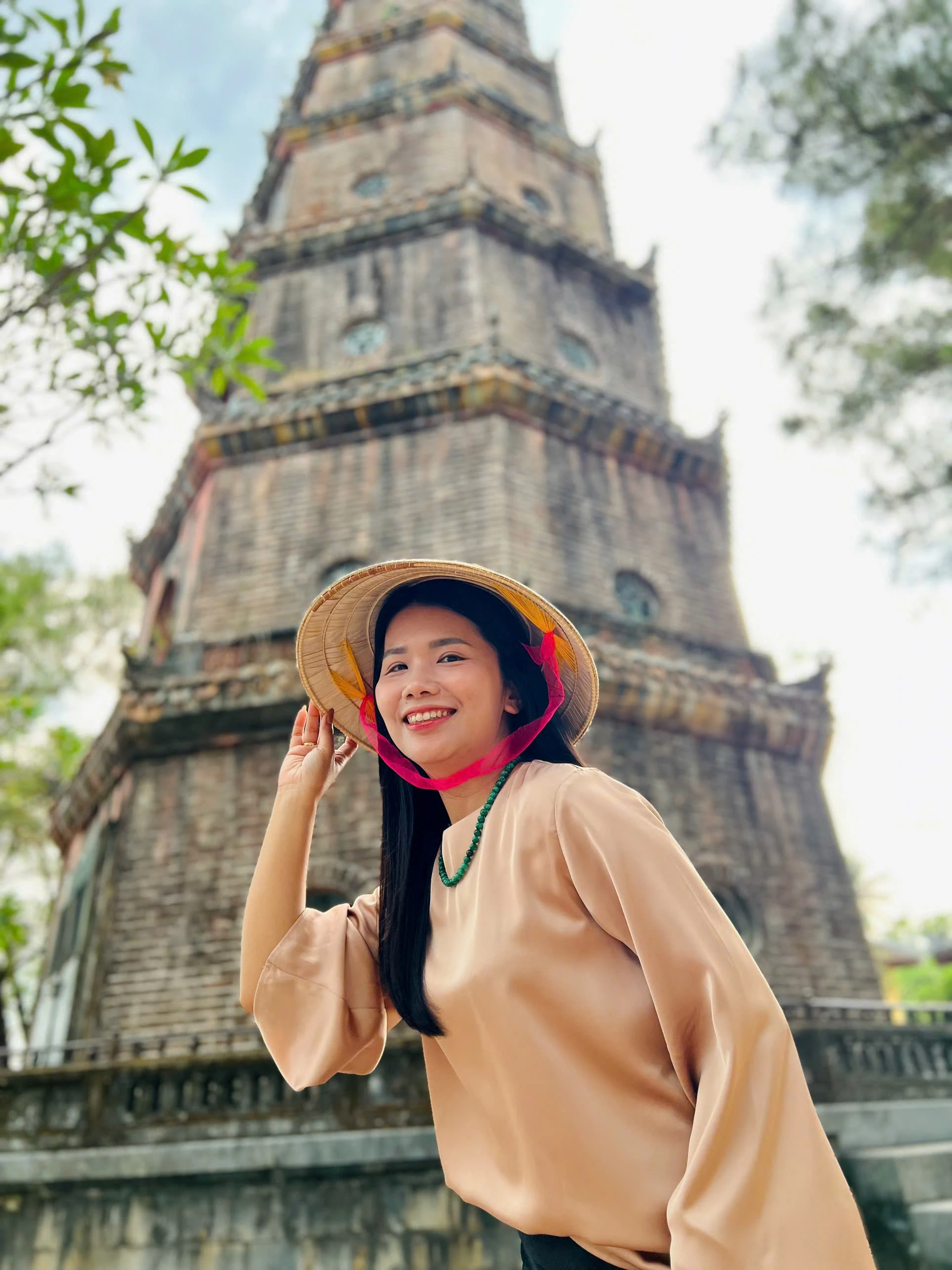 Có một nàng thơ rất khác ở Huế: Sông Hương và Mùa hè đẹp nhất! - Hình 13