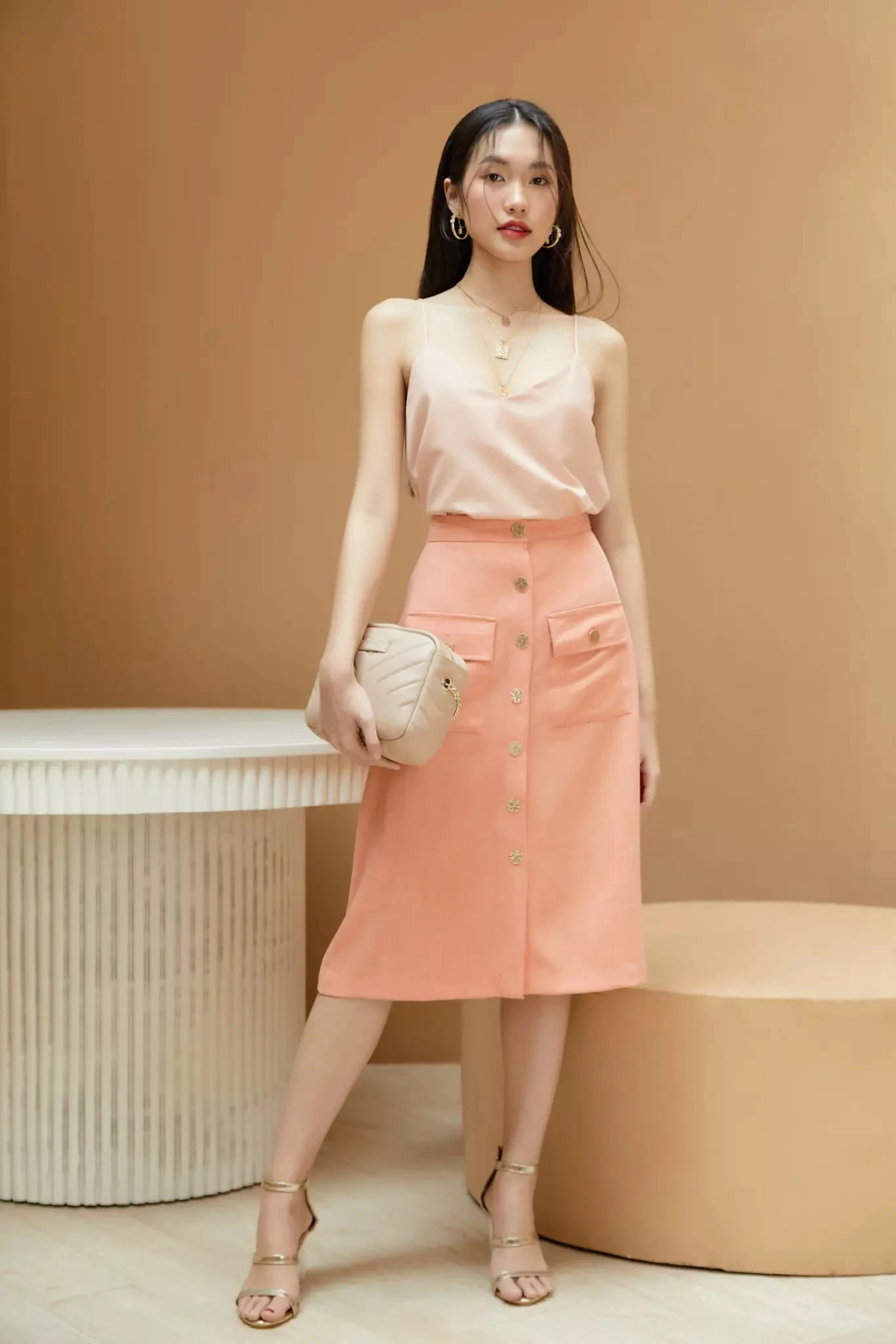 Thổi bùng nét cá tính đầy dịu dàng với trang phục pastel - Hình 6