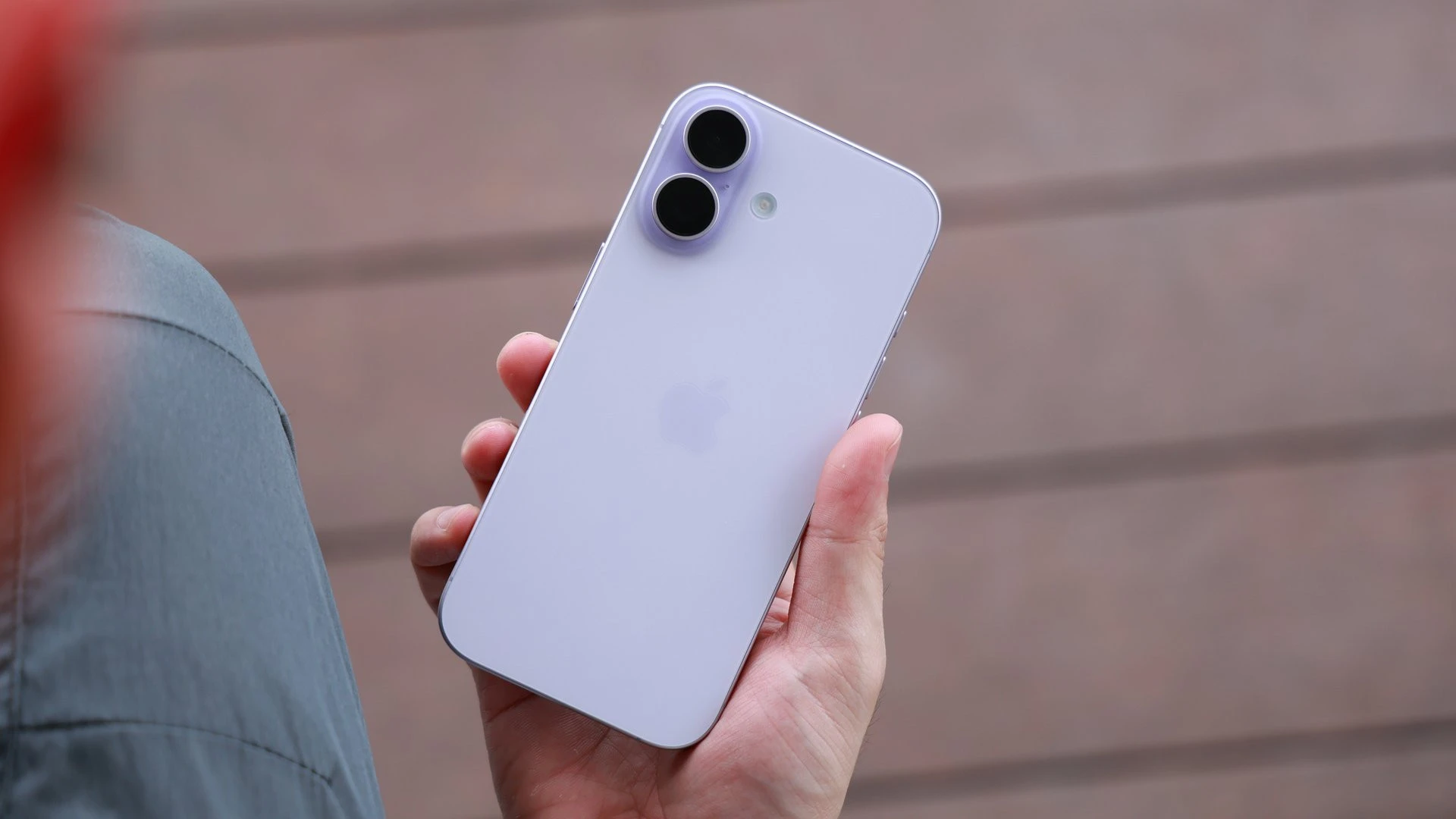 Apple giảm 15% sản lượng iPhone 17 trước thềm ra mắt: Vì sao? - Hình 2