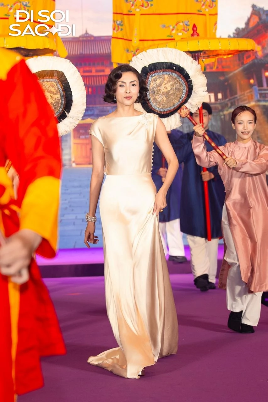 Đây mới đúng là Tăng Thanh Hà - Hình 4