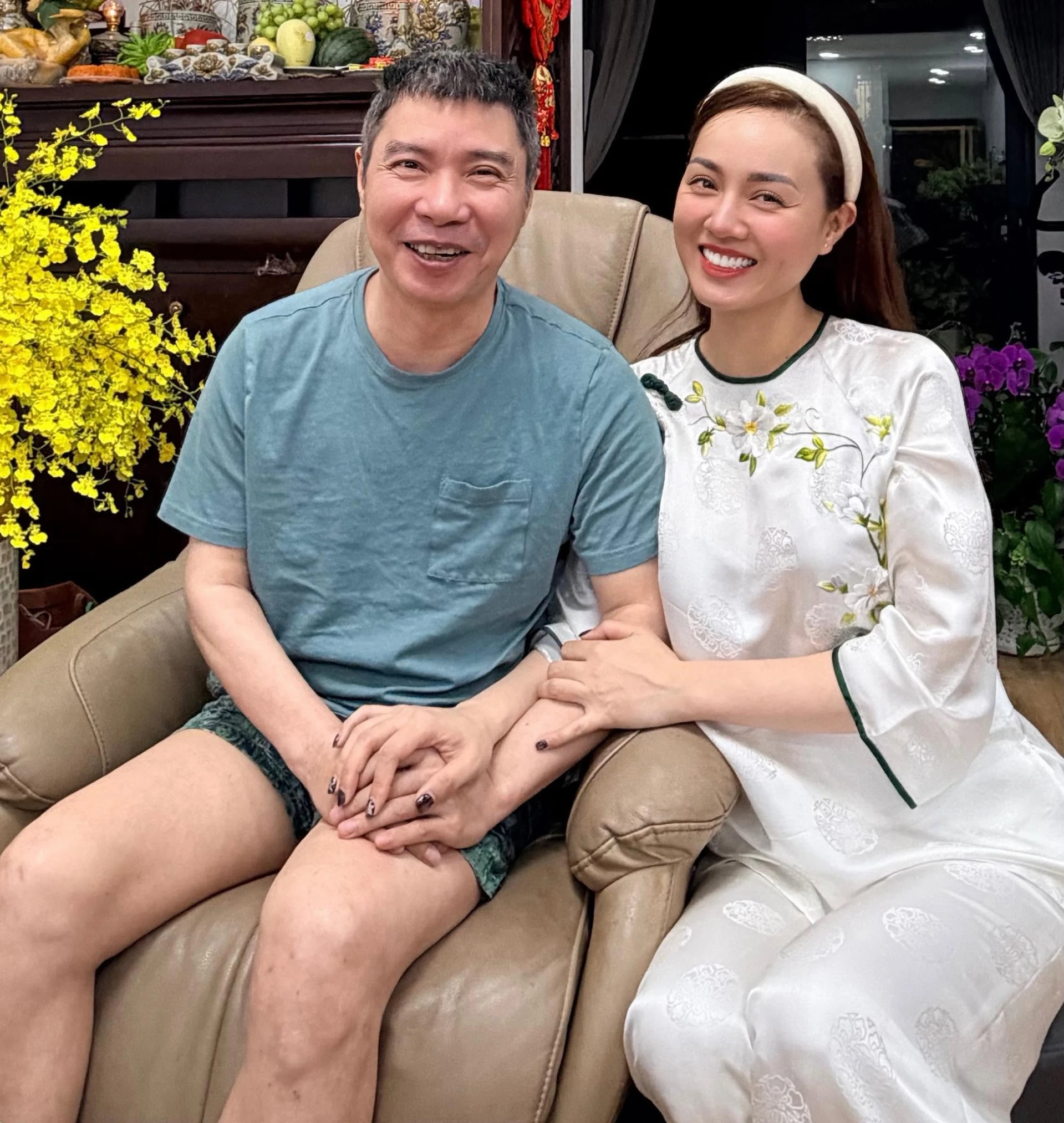 Hình ảnh mới nhất của nam NSND sau 16 tháng xin thôi chức Phó giám đốc Nhà hát Kịch Hà Nội - Hình 3