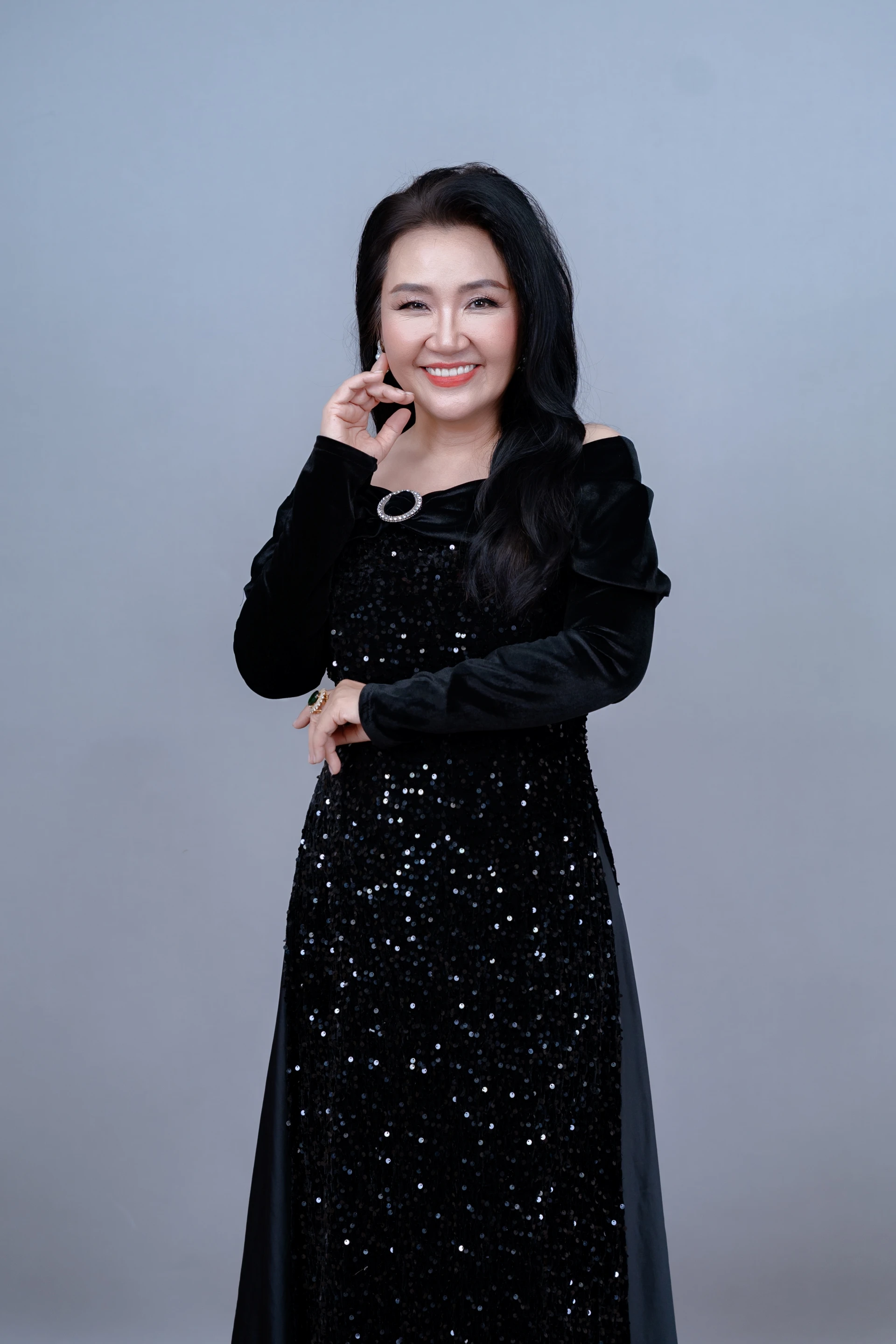 Nghệ sĩ Ngân Quỳnh nhắc về giai đoạn khủng hoảng, tiết lộ cuộc sống tuổi 60 - Hình 2