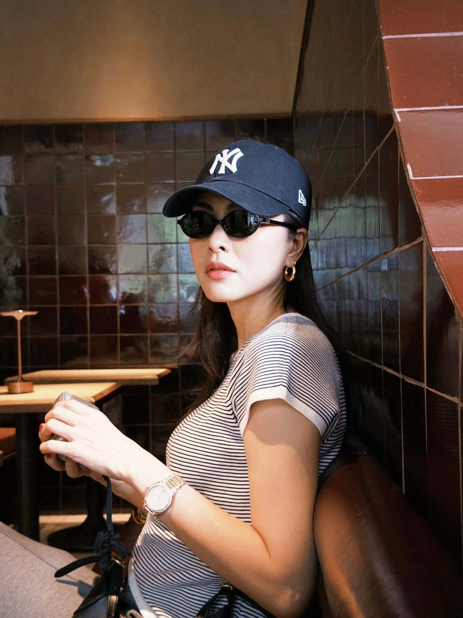 Tăng Thanh Hà tuổi 40: Gia đình ủng hộ trở lại, nhan sắc vì sao tranh cãi? - Hình 11
