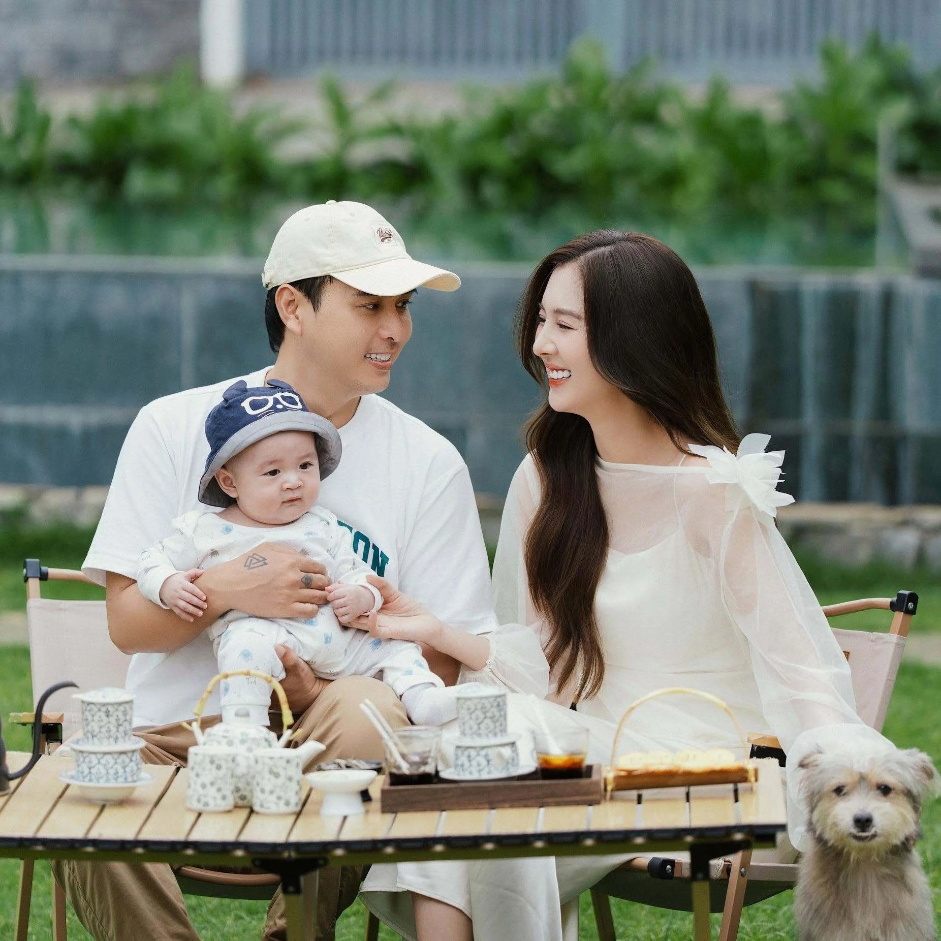 Hồ Quang Hiếu lấy vợ kém 17 tuổi: Tôi vừa chăm con nhỏ, vừa chăm vợ bầu - Hình 5