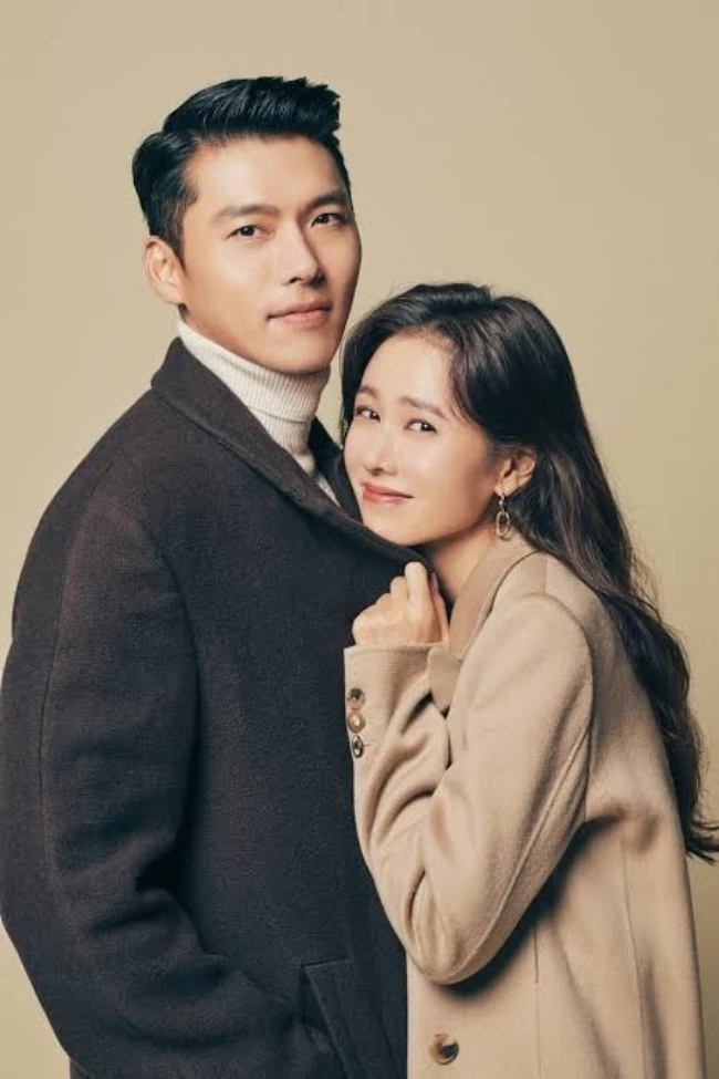 Son Ye Jin hết đường giấu giếm thân phận người đàn ông đi du lịch Mỹ cùng cô - Hình 5