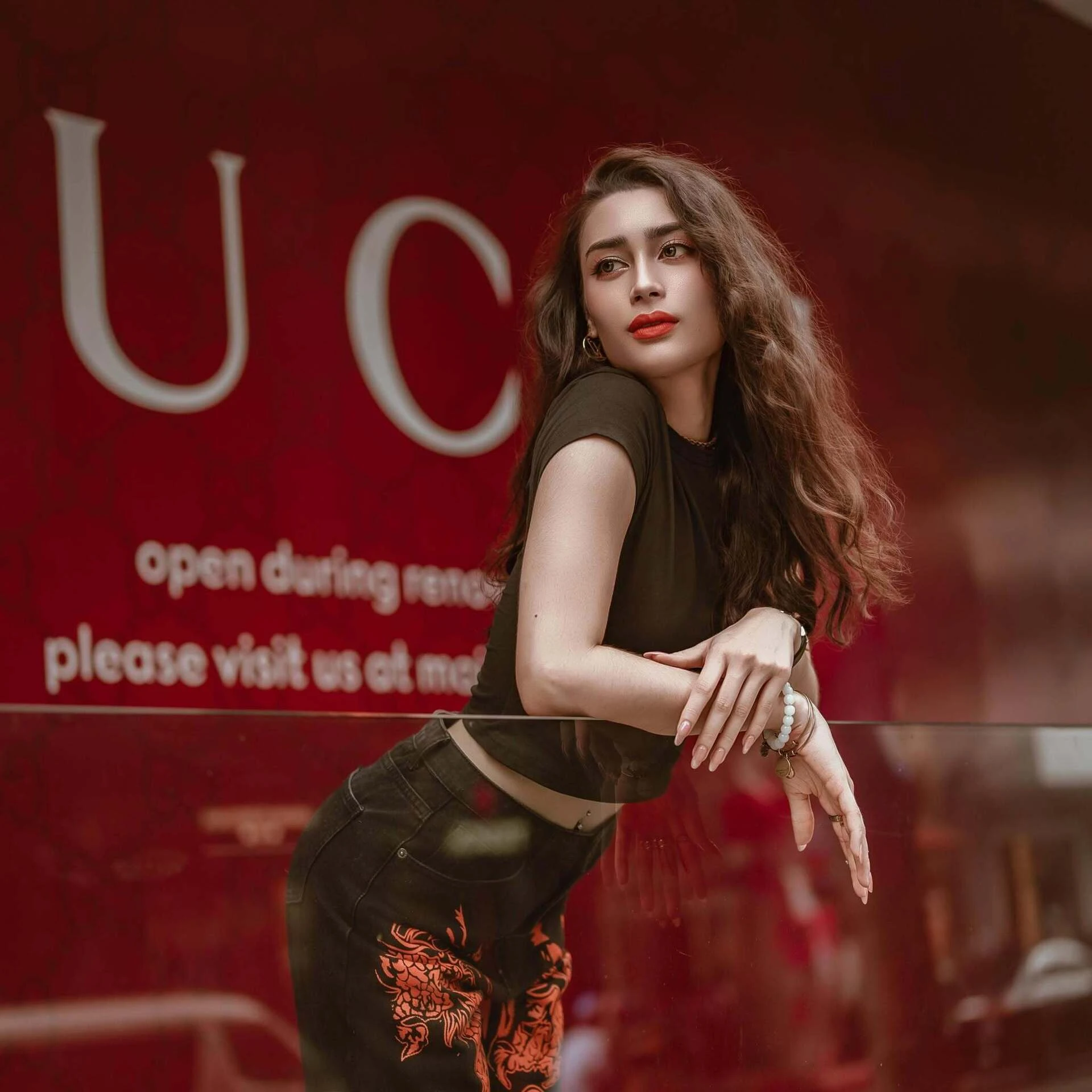 Học vấn và nhan sắc đời thường gây sốt của tân Miss Grand Vietnam 2026 - Hình 8