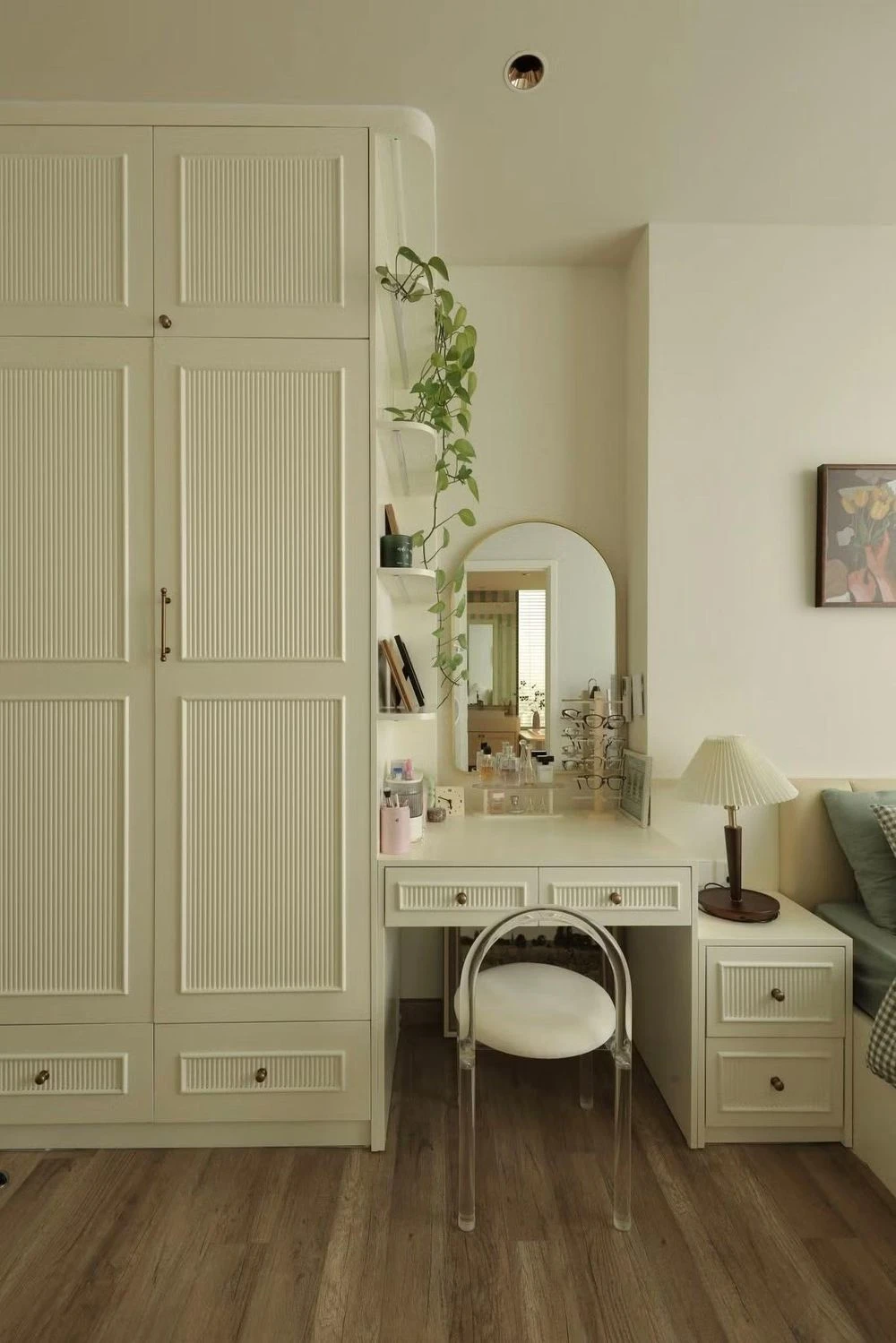 Sự thay đổi của căn hộ cho ba thế hệ trước và sau khi cải tạo - Hình 8