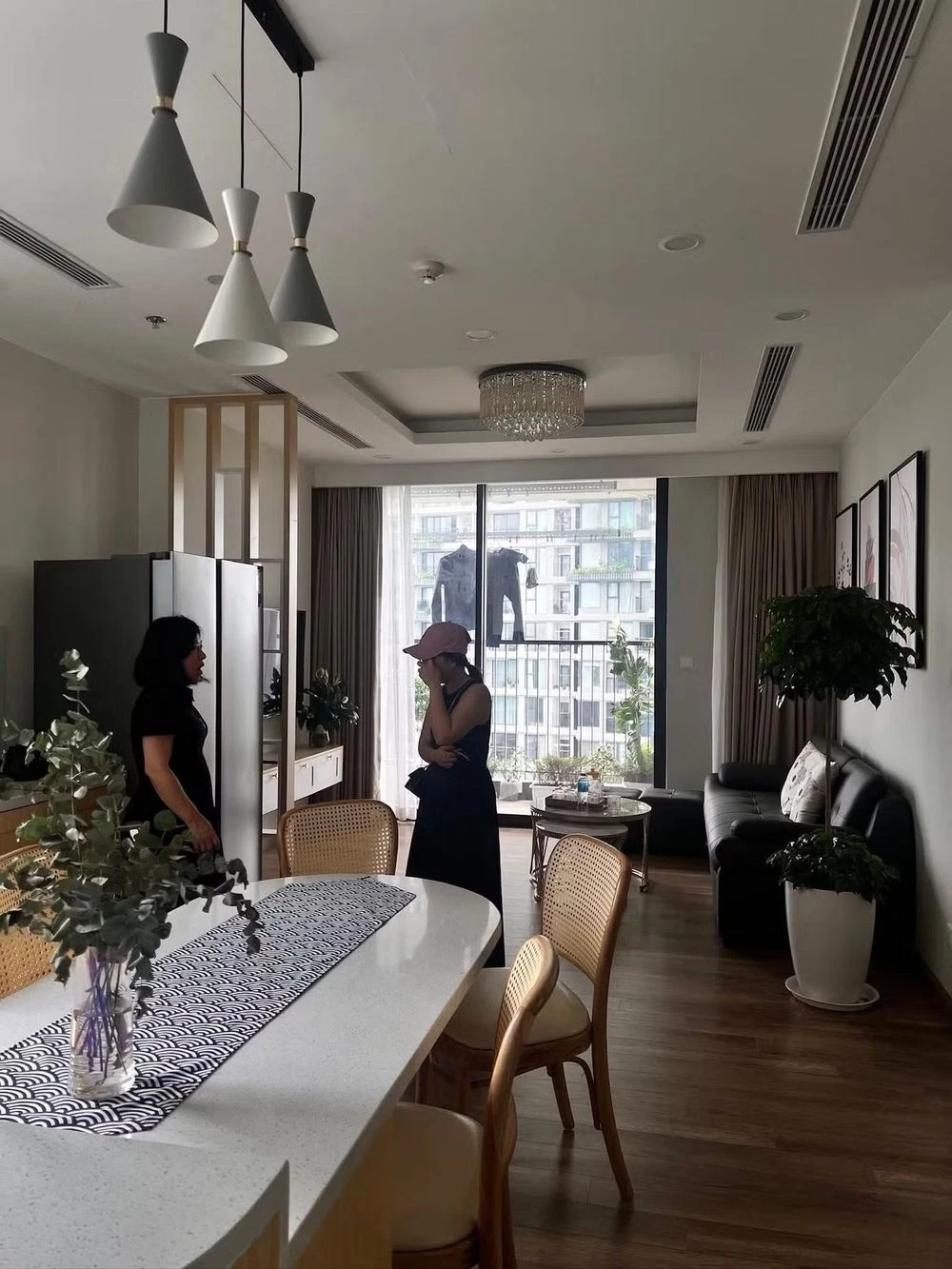 Sự thay đổi của căn hộ cho ba thế hệ trước và sau khi cải tạo - Hình 5