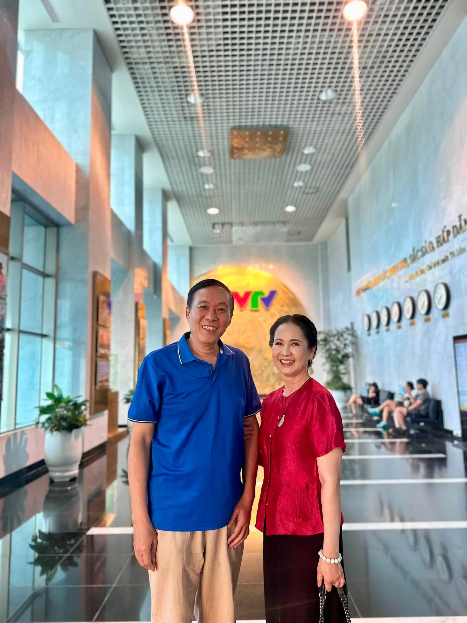 Bữa cơm đầm ấm của NSND Trà Giang, Hồng Vân phẫn nộ vì ảnh bị dùng quảng cáo trái phép - Hình 3