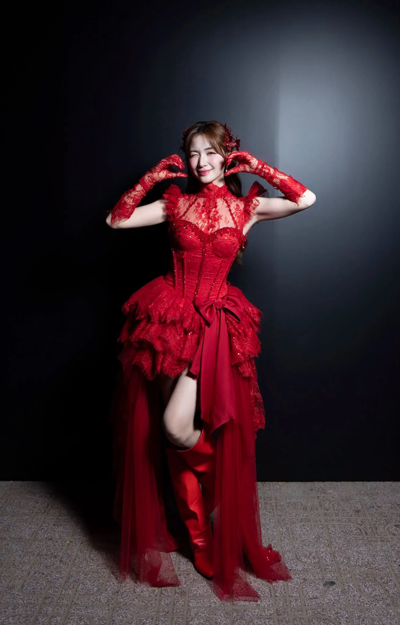 Ca sĩ Việt nhận bằng khen tỉnh Cà Mau: Chạy show không xuể sau hit 321 triệu views, hạnh phúc bên hôn phu Đại úy - Hình 5