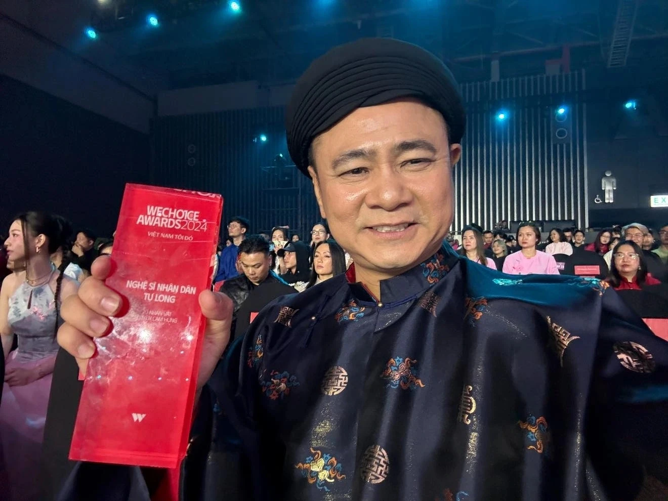 Giám đốc Nhà hát Chèo Quân đội diễn 9 concert cháy vé trên cả nước, làm Tiến sĩ ở tuổi 52 - Hình 6